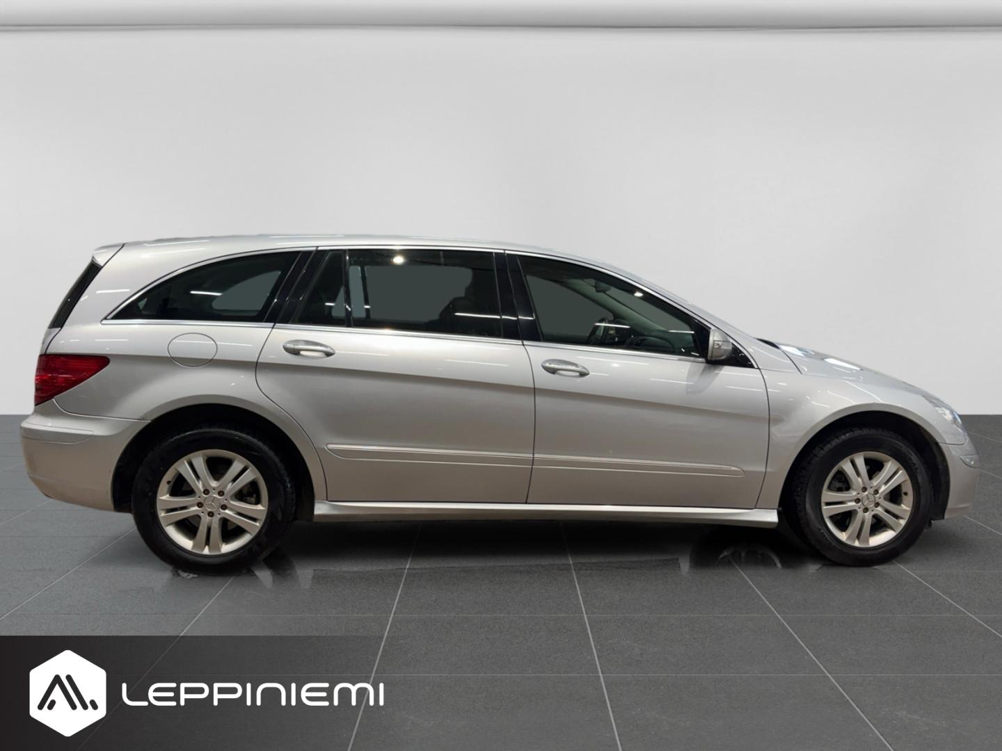 MERCEDES-BENZ R 2007