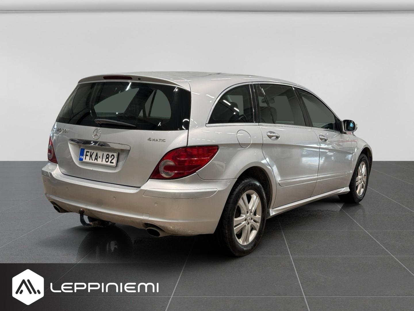 MERCEDES-BENZ R 2007