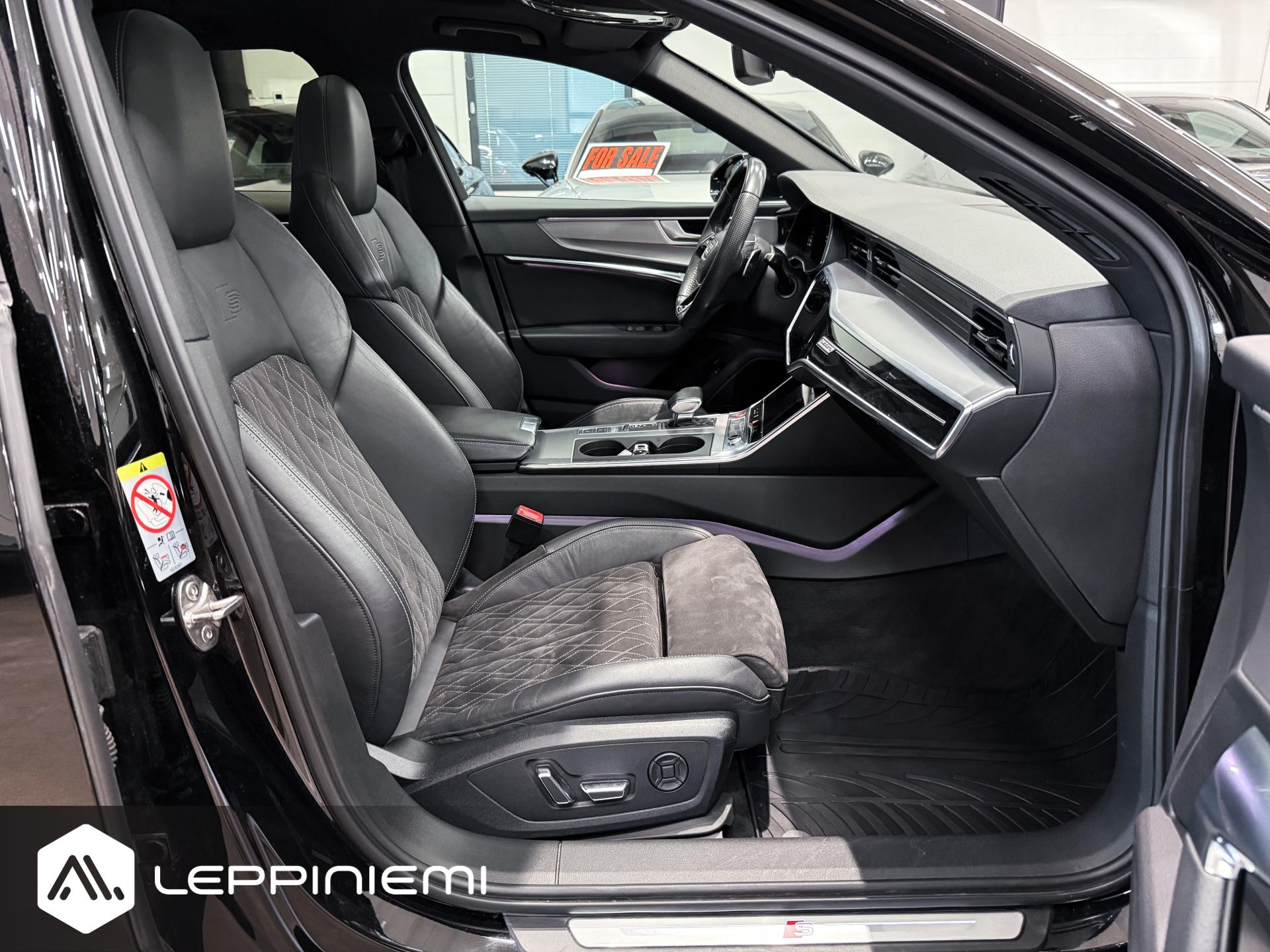 AUDI S6 2020