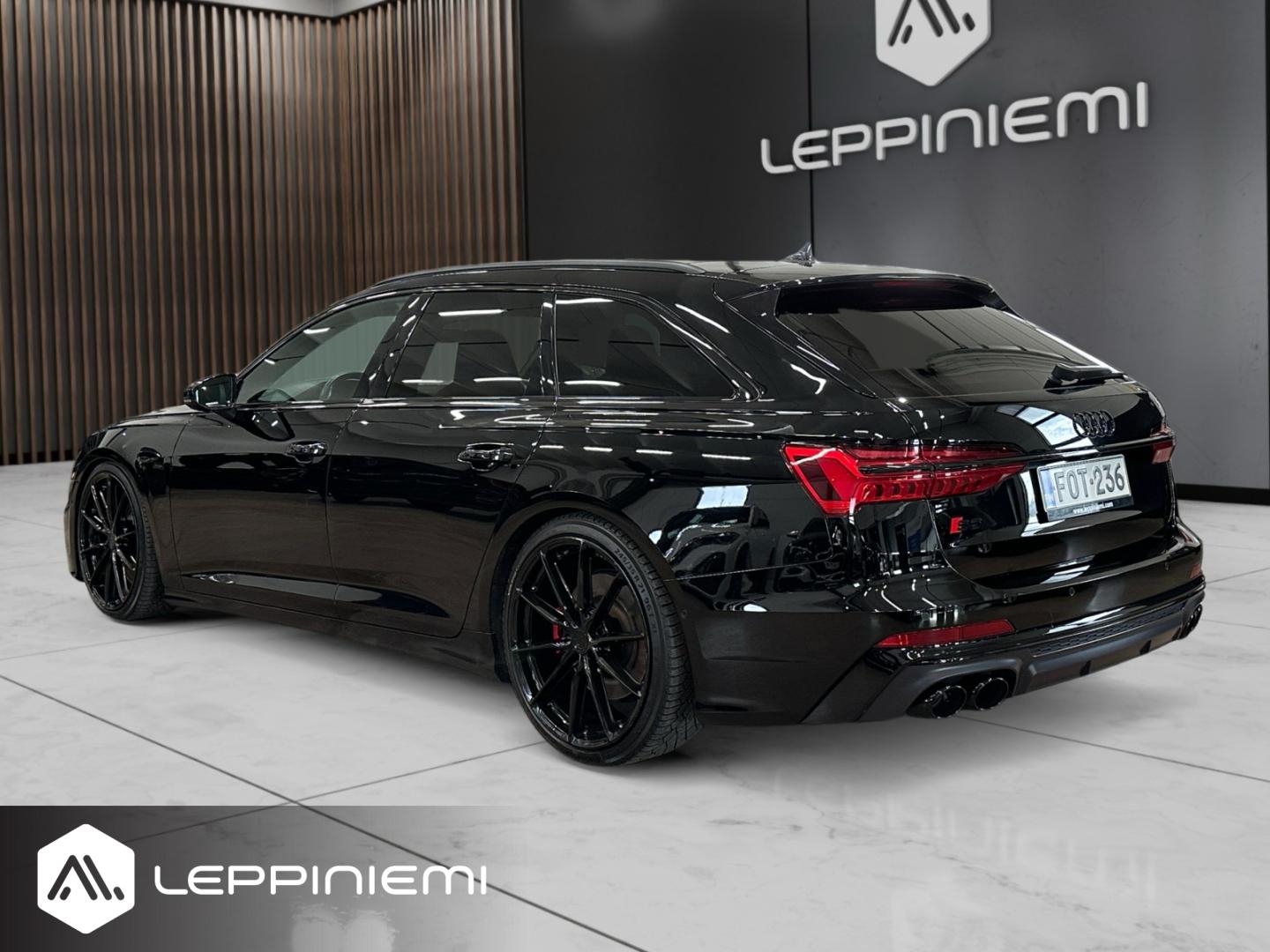 AUDI S6 2020