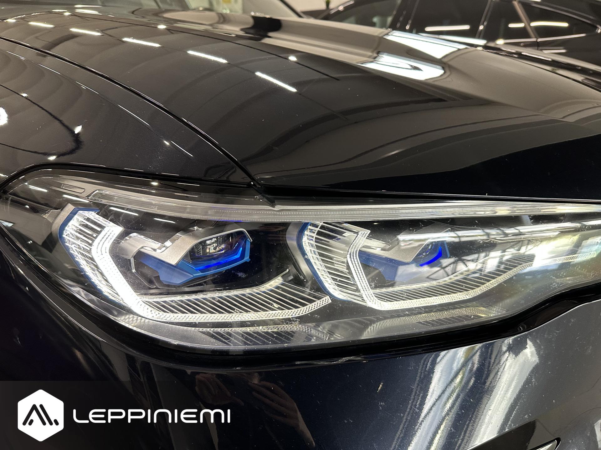 BMW X7 2021