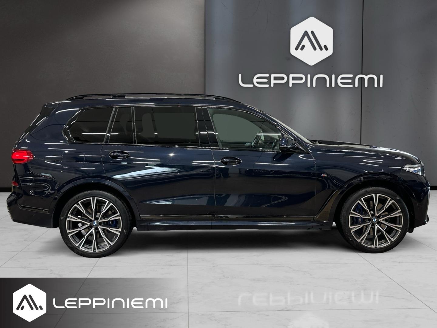 BMW X7 2021