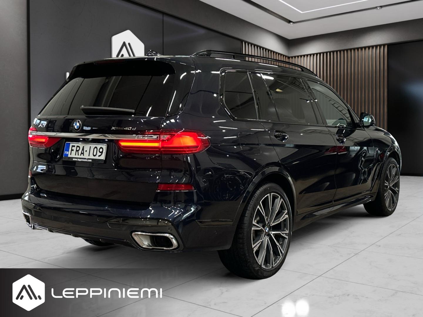 BMW X7 2021