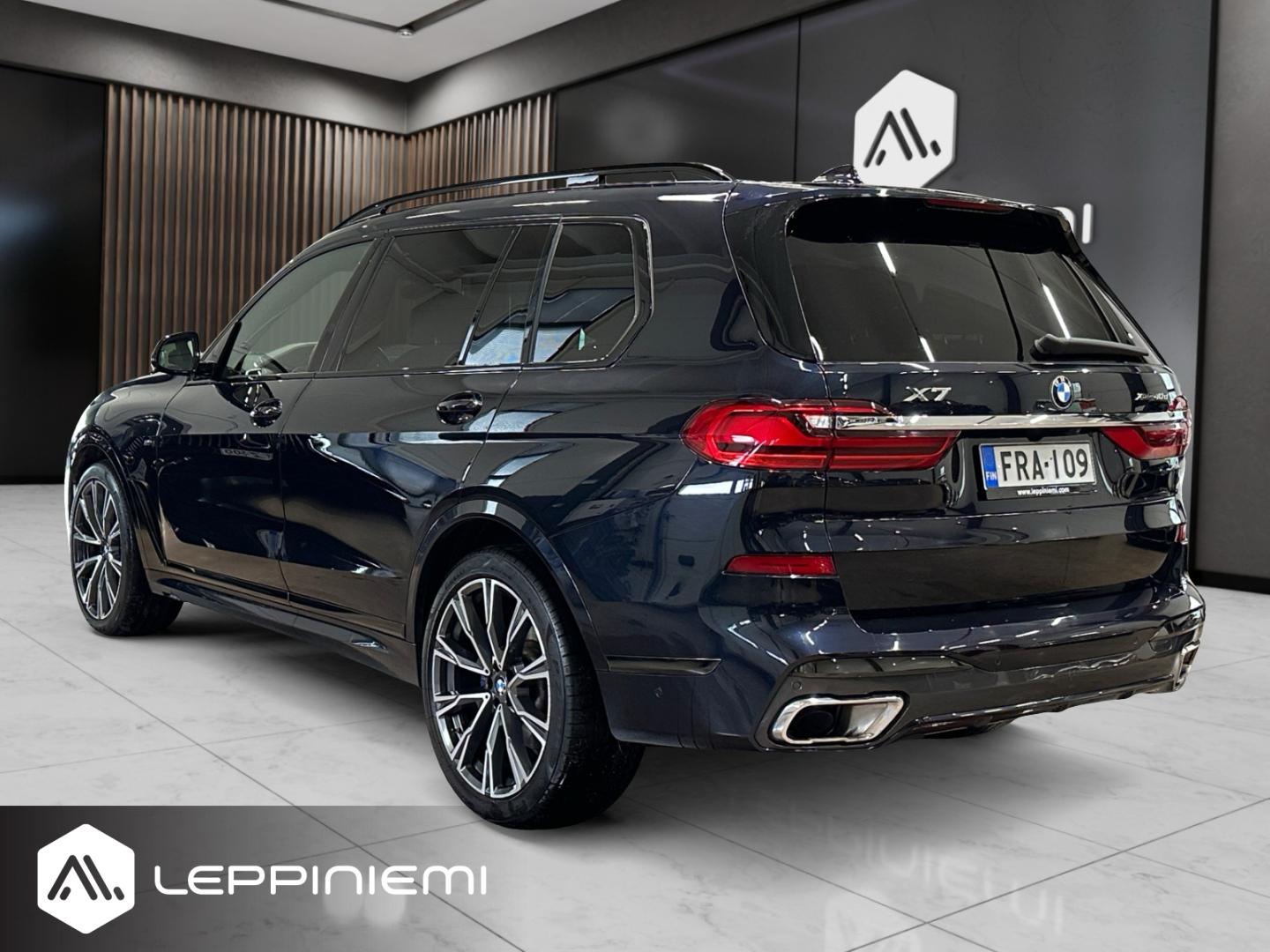 BMW X7 2021