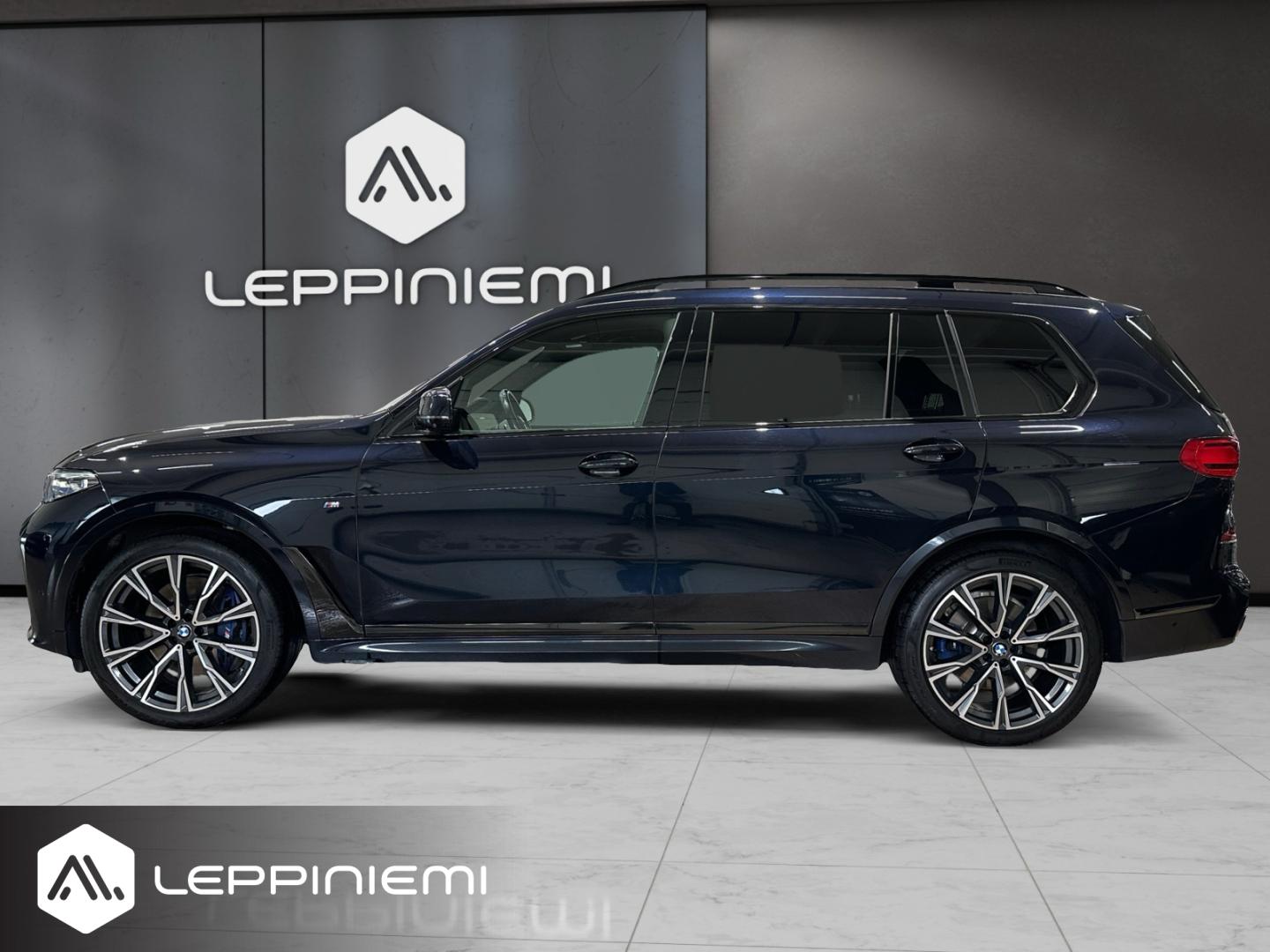 BMW X7 2021