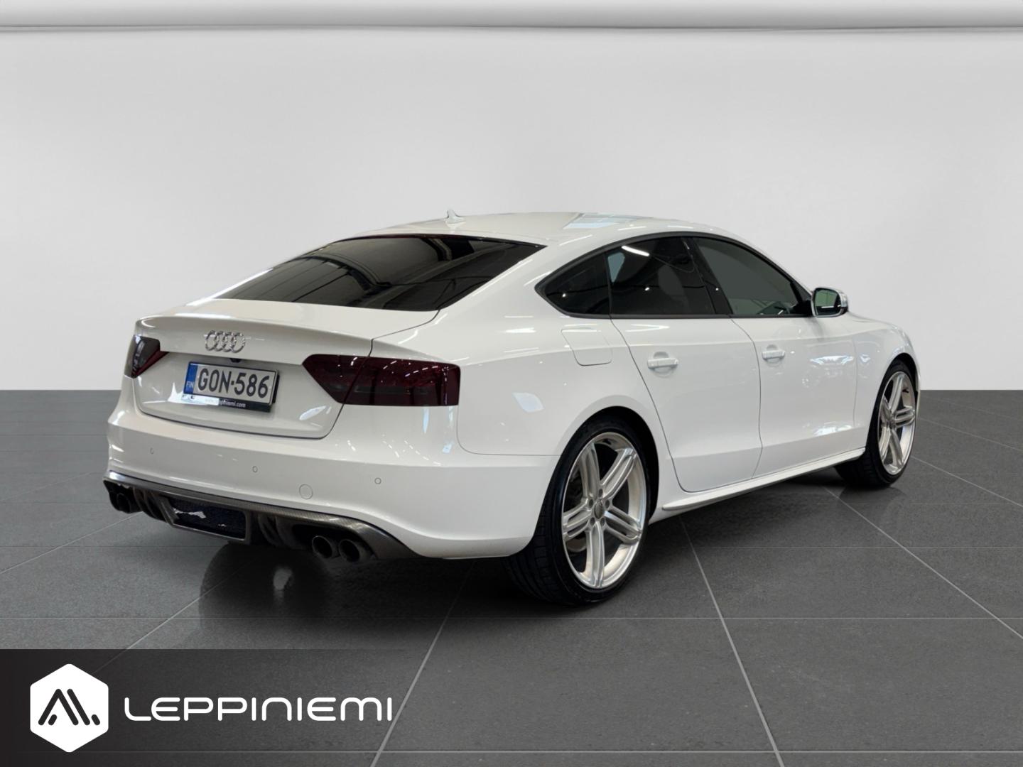 AUDI S5 2010