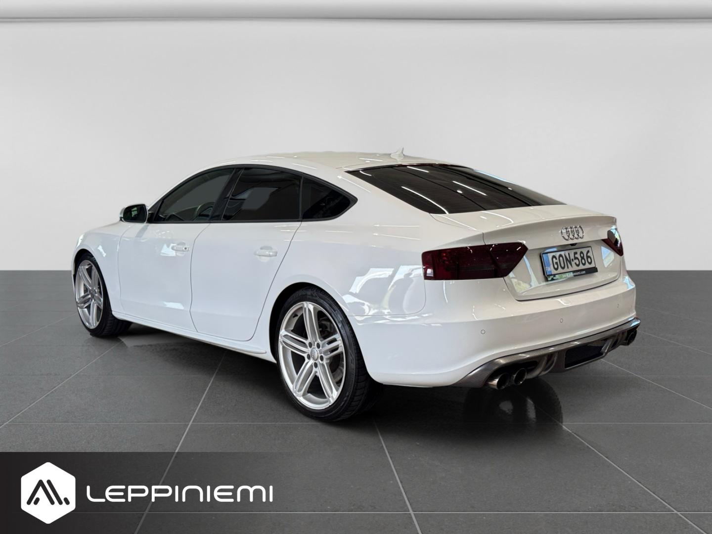 AUDI S5 2010