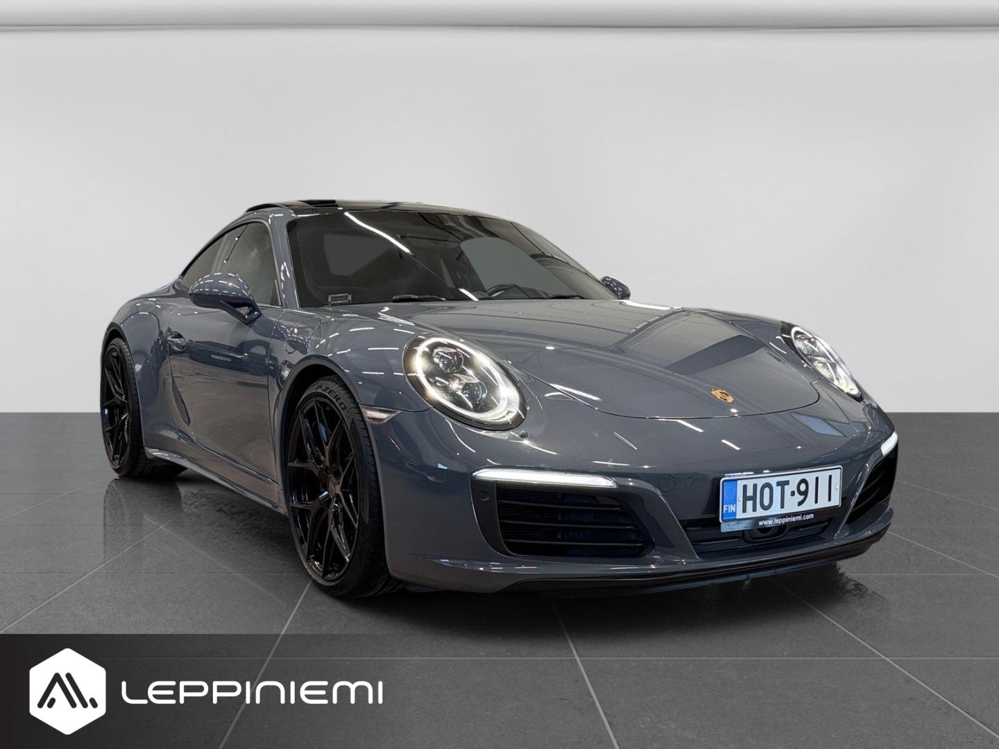 PORSCHE 911 2017
