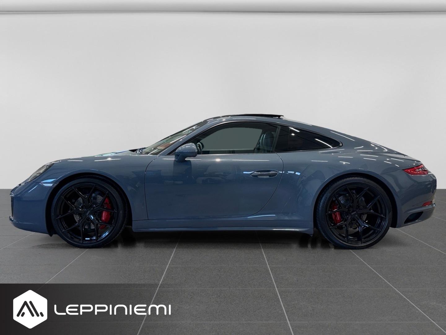 PORSCHE 911 2017