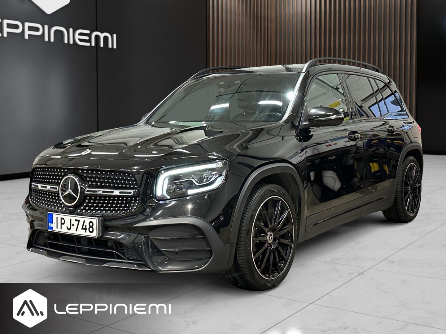 MERCEDES-BENZ GLB 2021