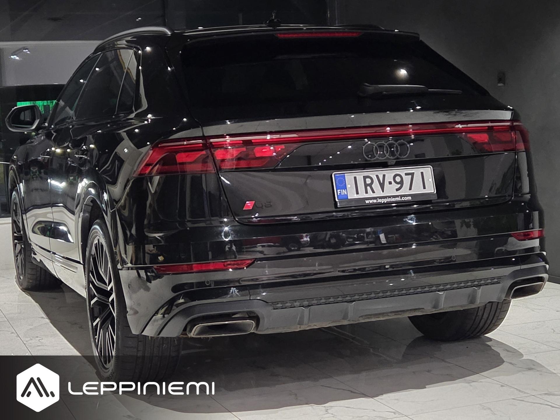 AUDI Q8 2025