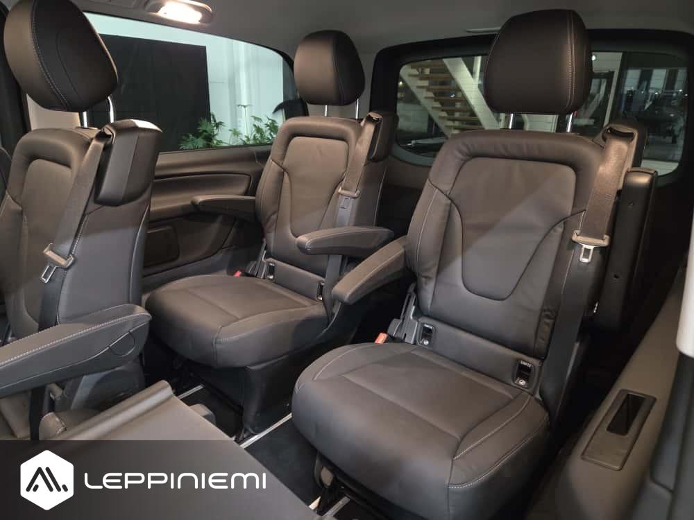 MERCEDES-BENZ EQV 11