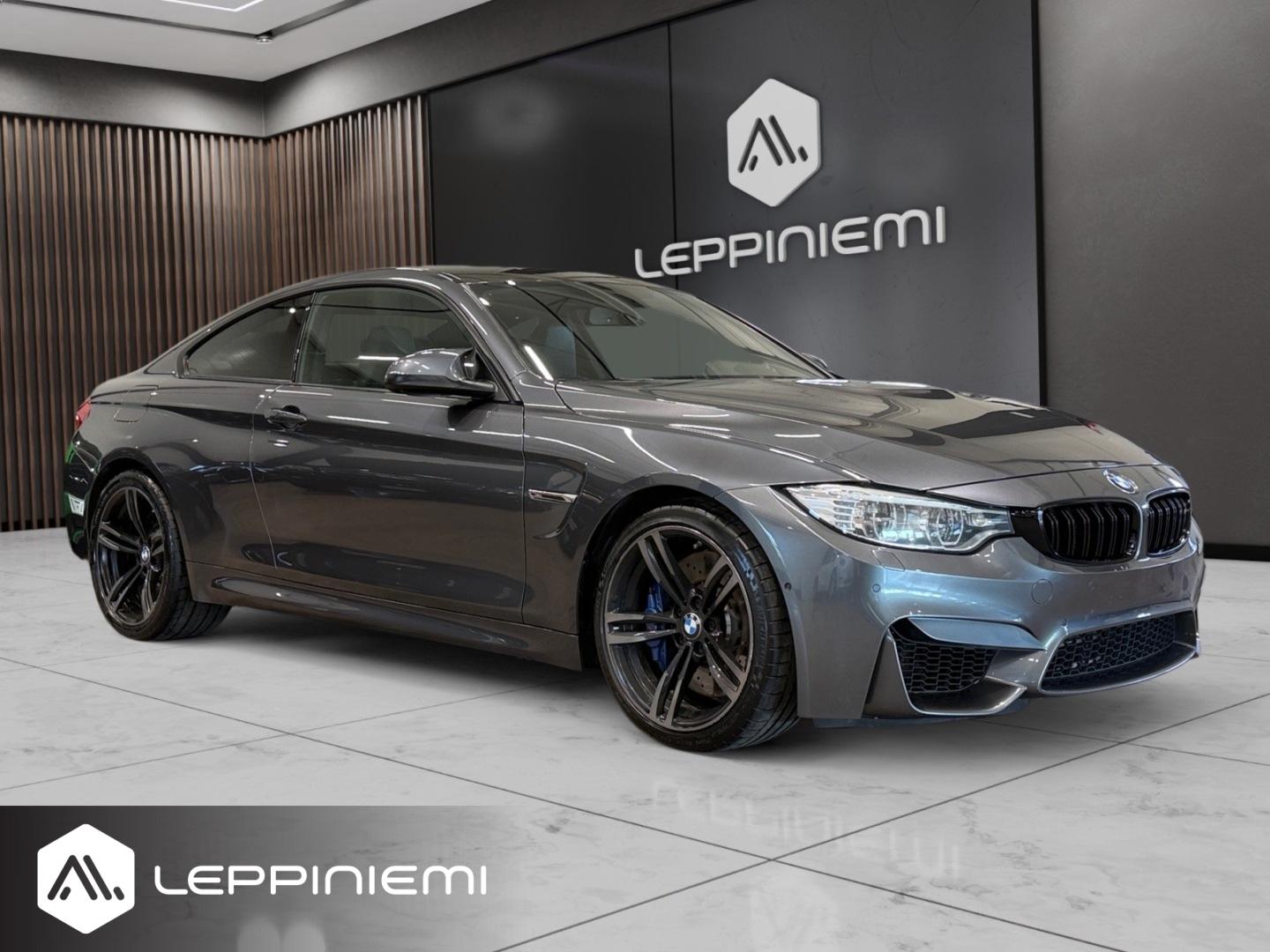 BMW M4 2015