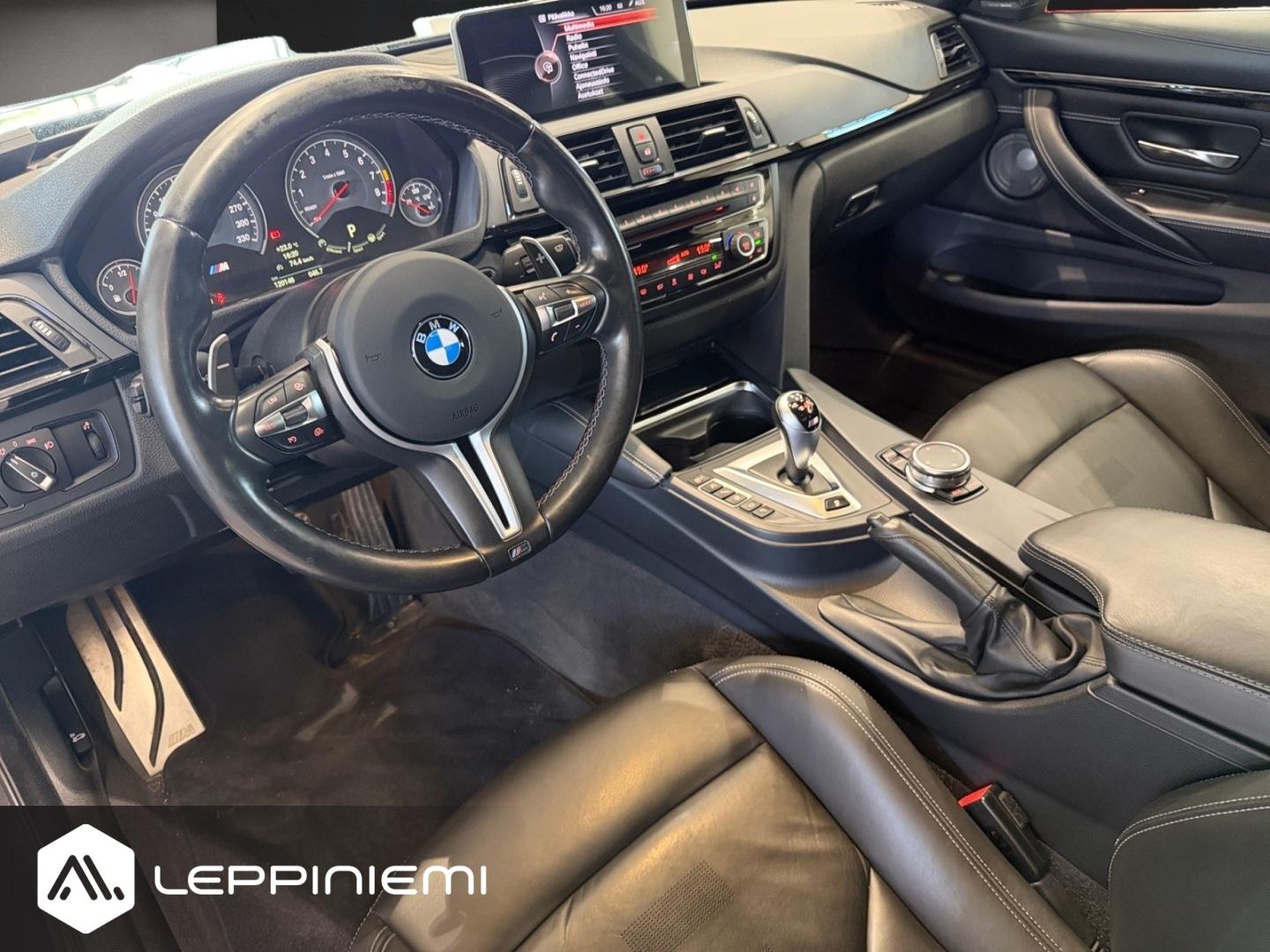 BMW M4 2015