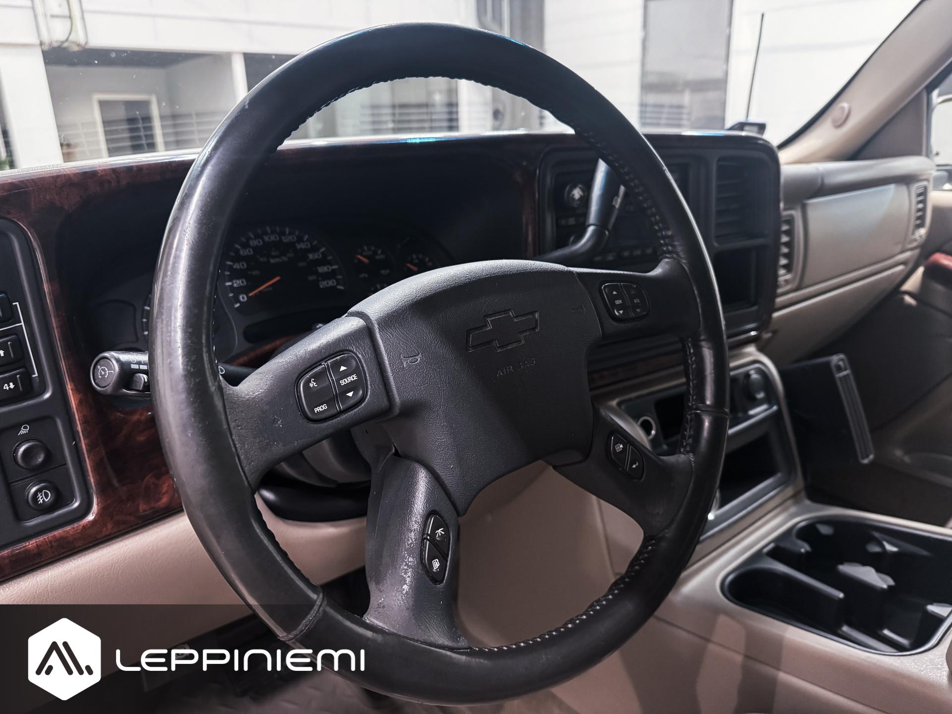 CHEVROLET Silverado 2003