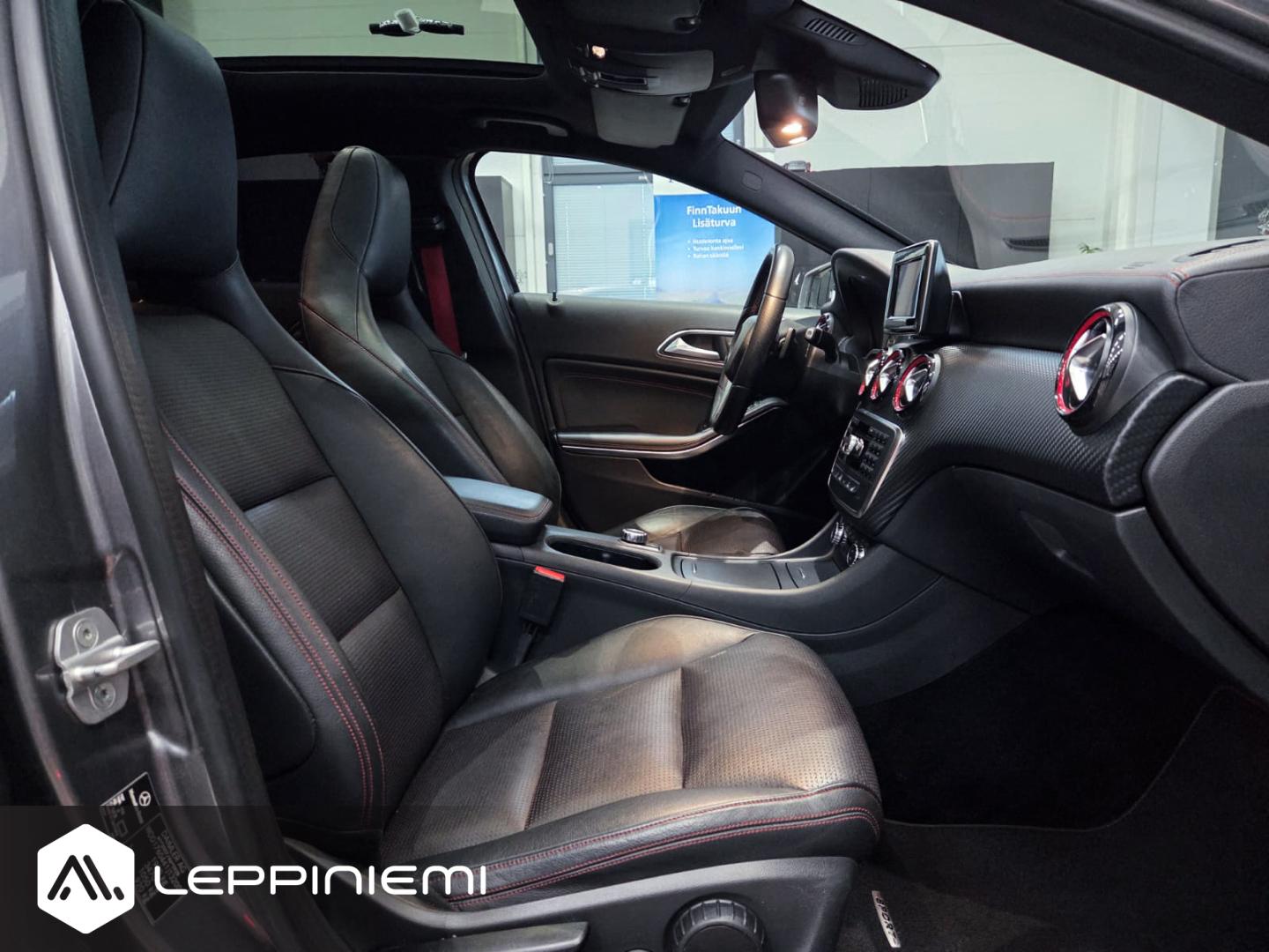 MERCEDES-BENZ A 2013