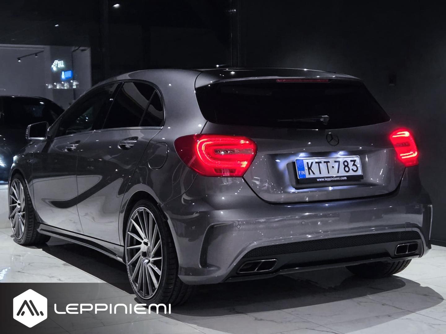 MERCEDES-BENZ A 2013