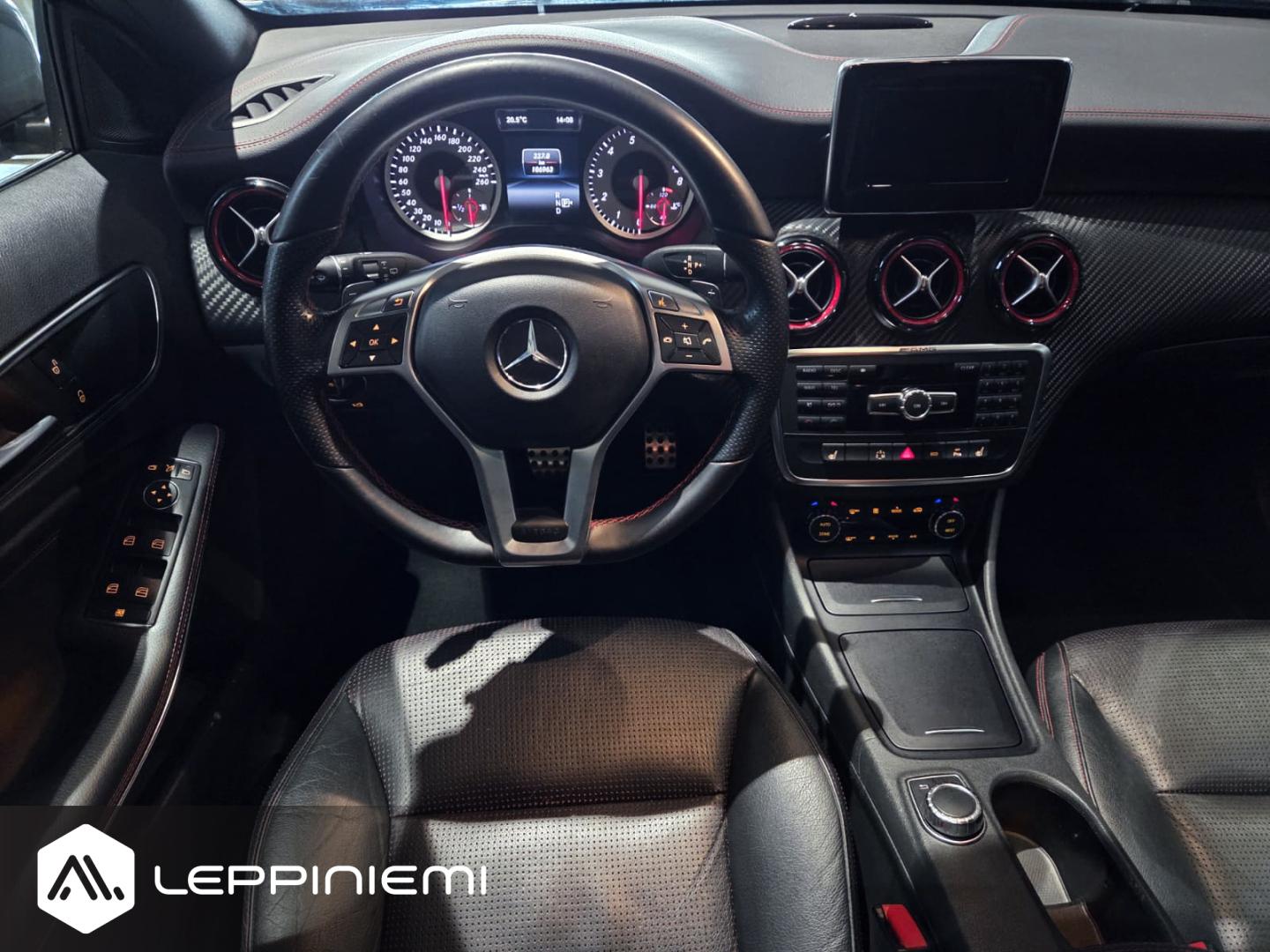 MERCEDES-BENZ A 2013