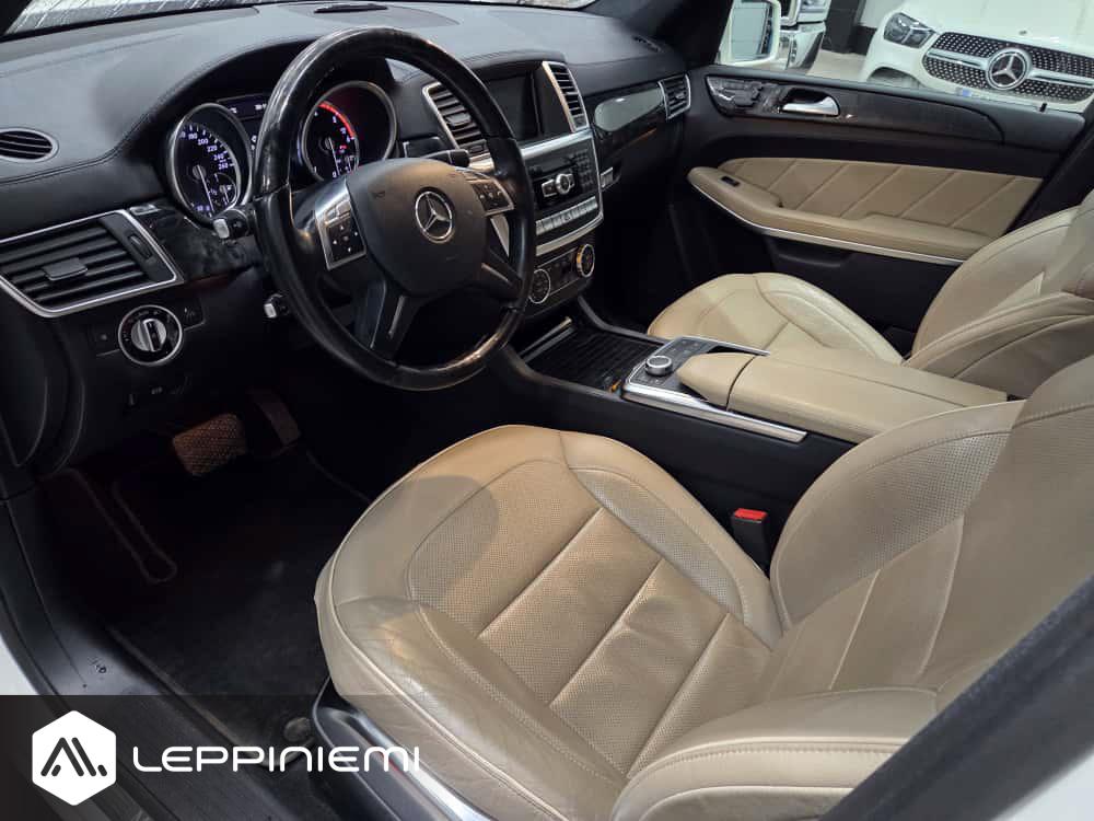 MERCEDES-BENZ GL 2013