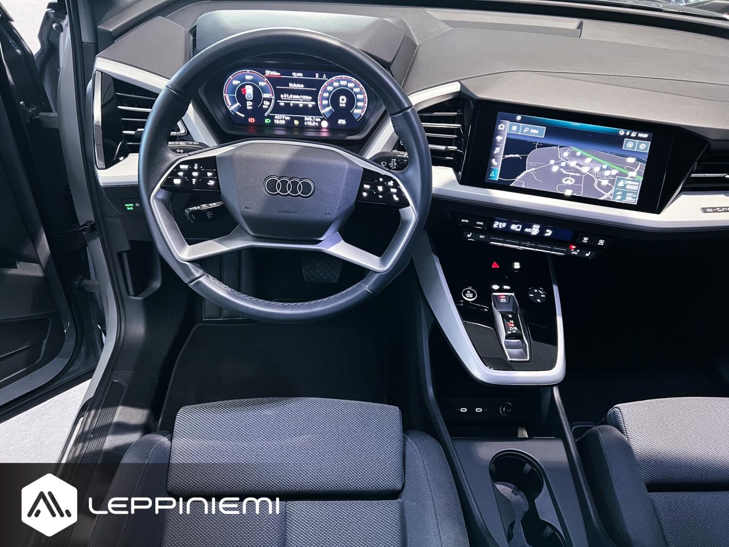 AUDI Q4 e-tron 11