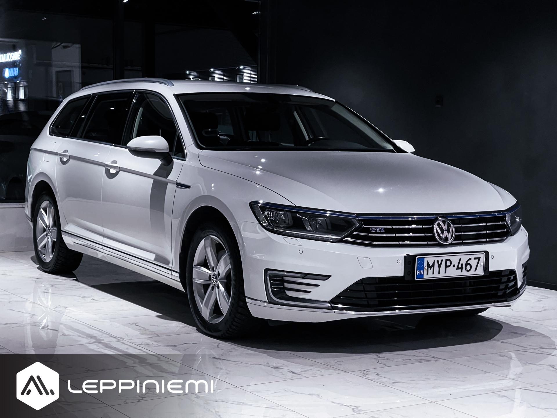 VOLKSWAGEN Passat 2017