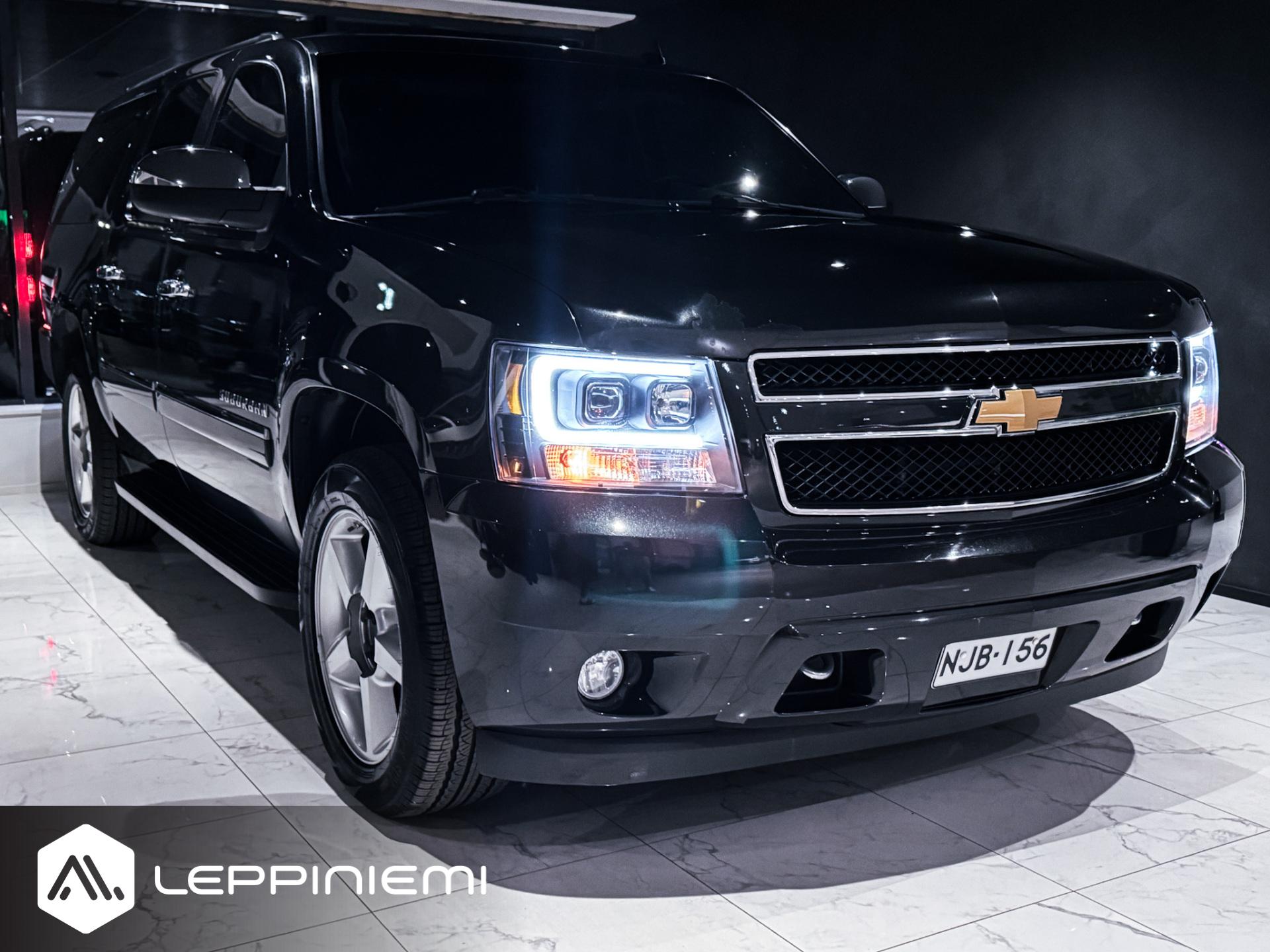 CHEVROLET Suburban 2011