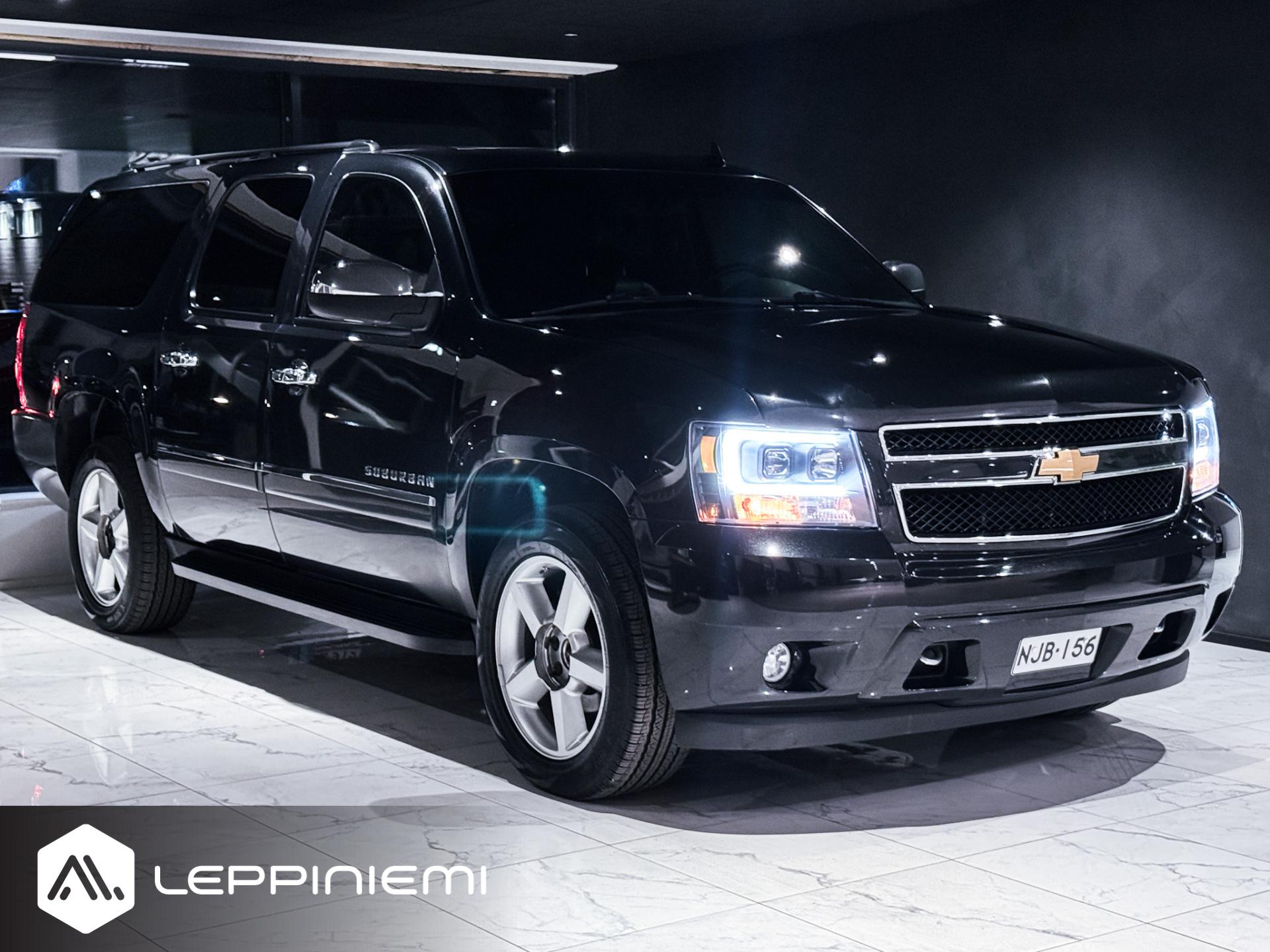 CHEVROLET Suburban 2011
