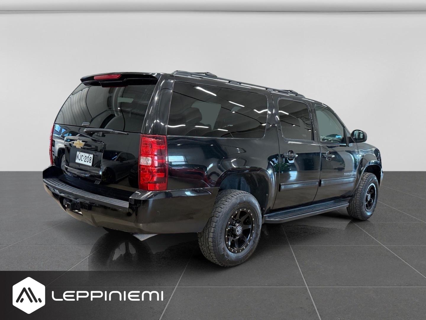 CHEVROLET Suburban 2010