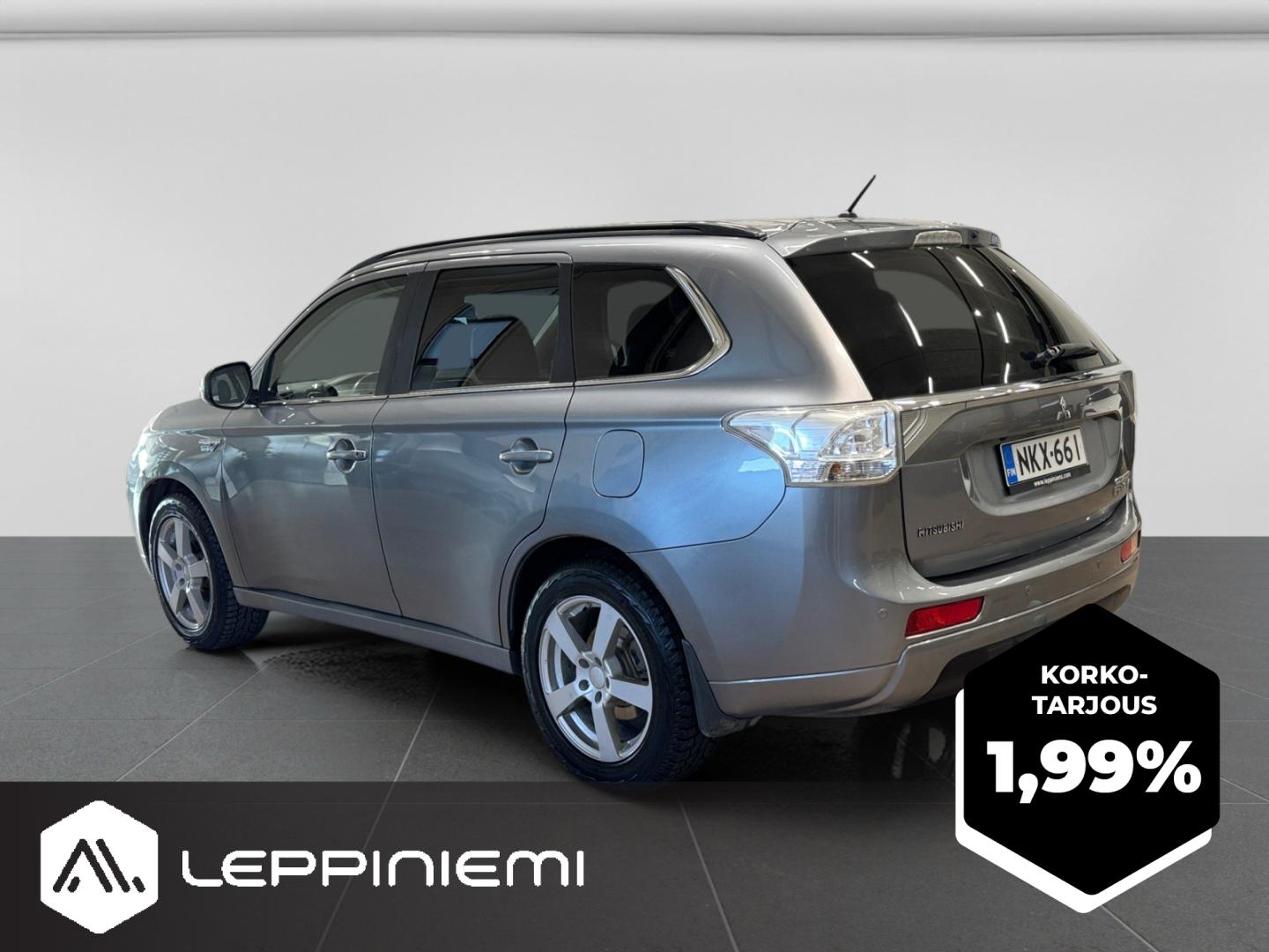 MITSUBISHI Outlander PHEV 2014