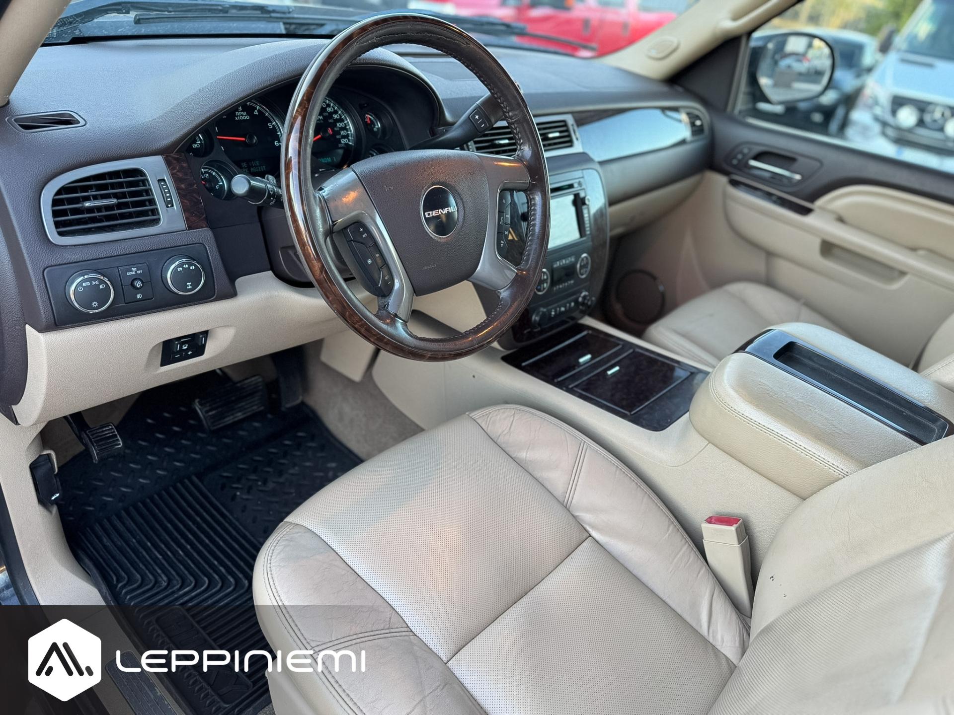 GMC Sierra 2010