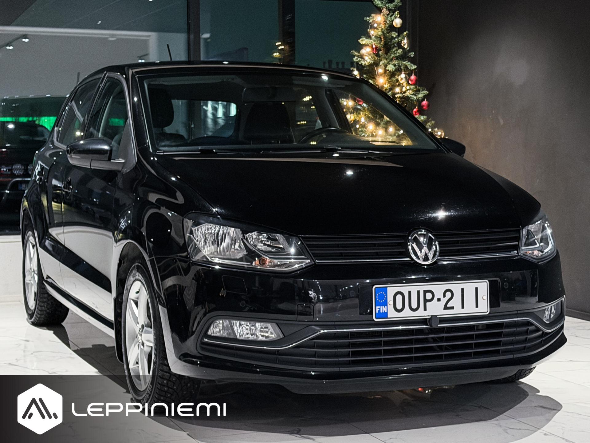 VOLKSWAGEN Polo 2015