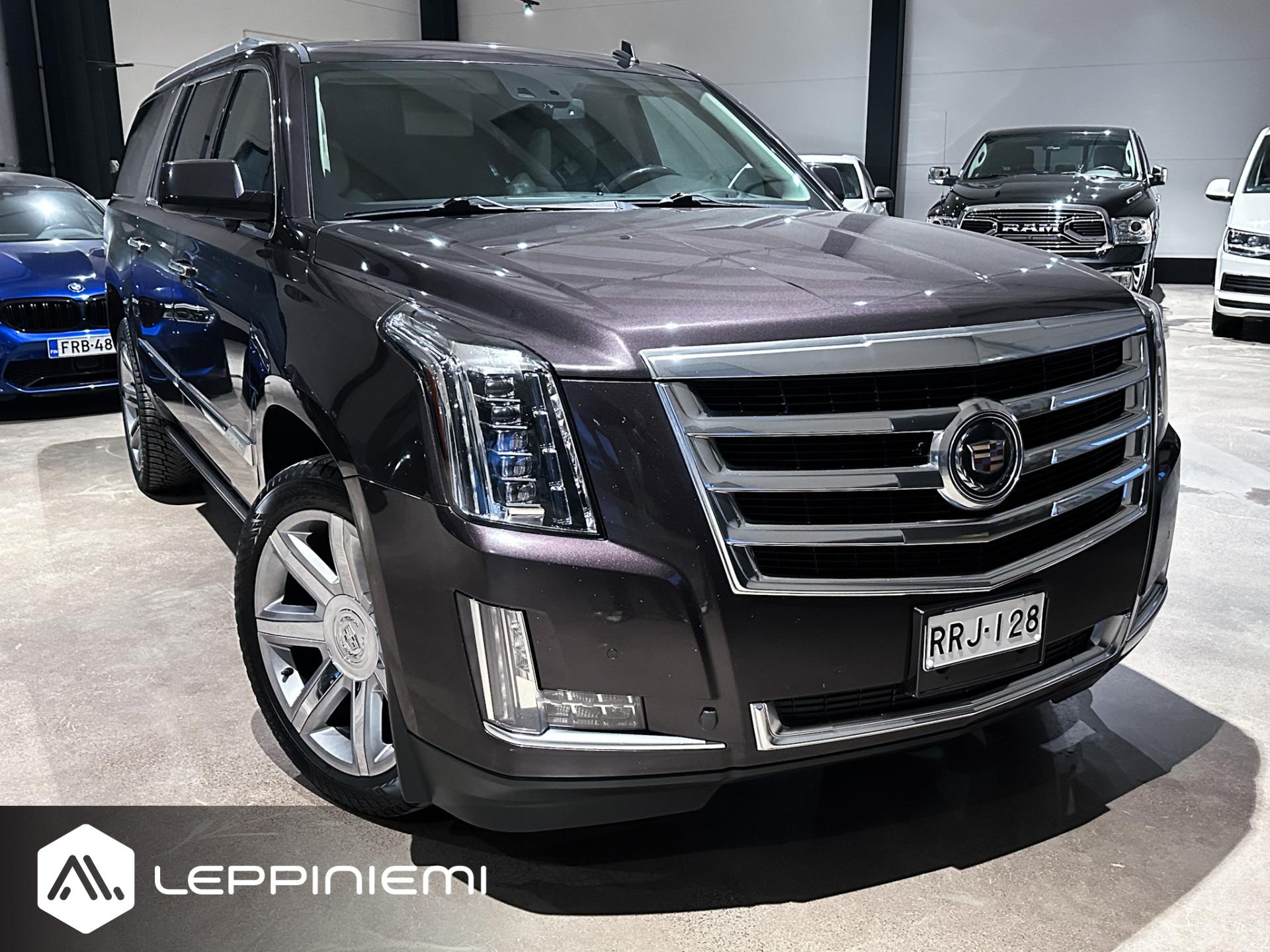 CADILLAC Escalade 2015