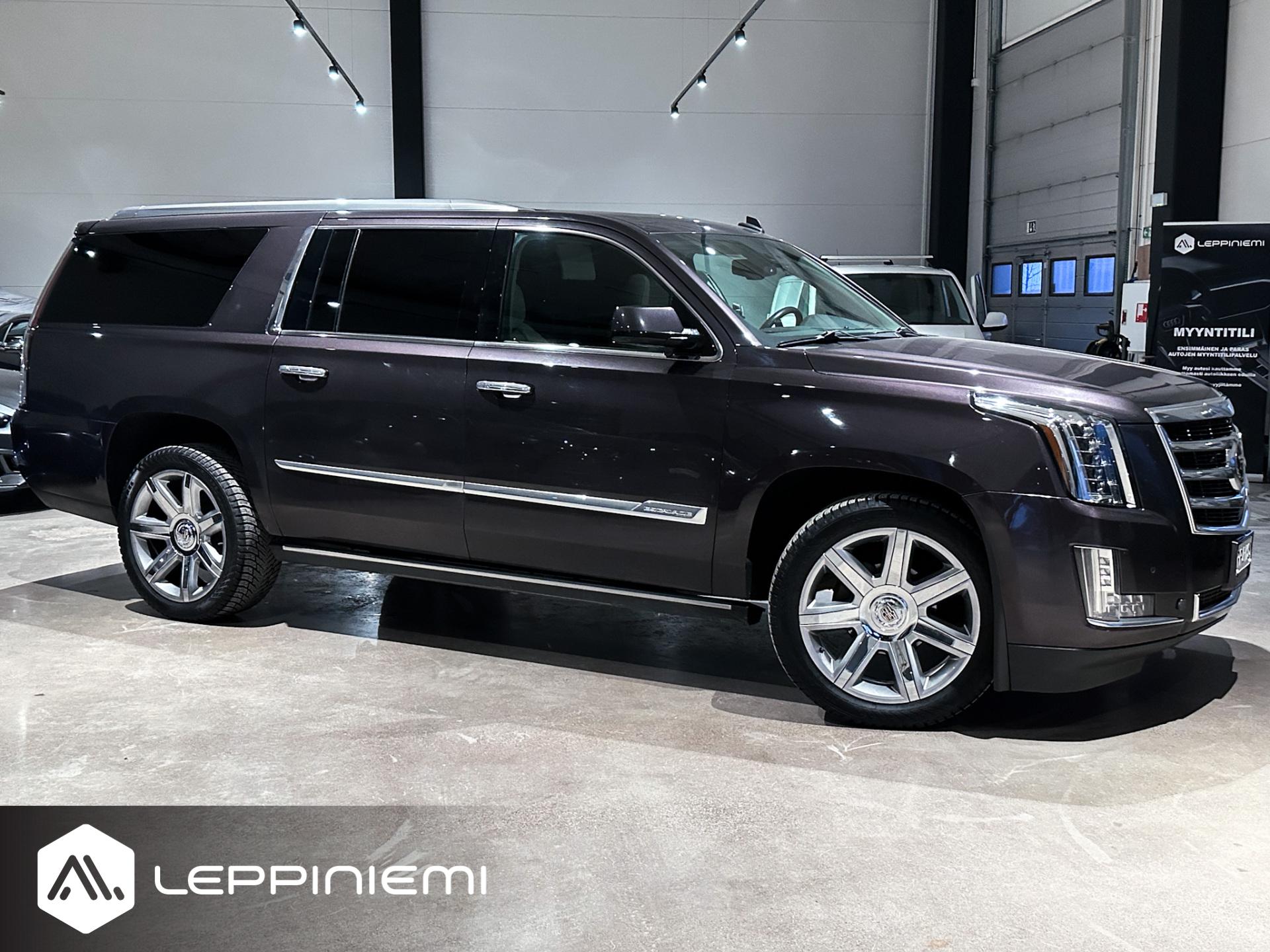 CADILLAC Escalade 2015