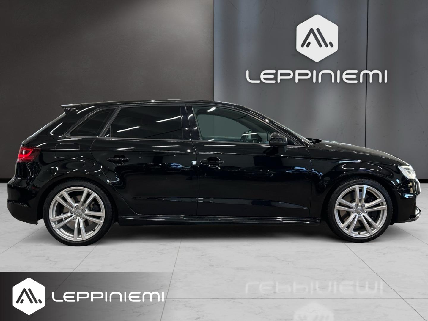 AUDI S3 2014
