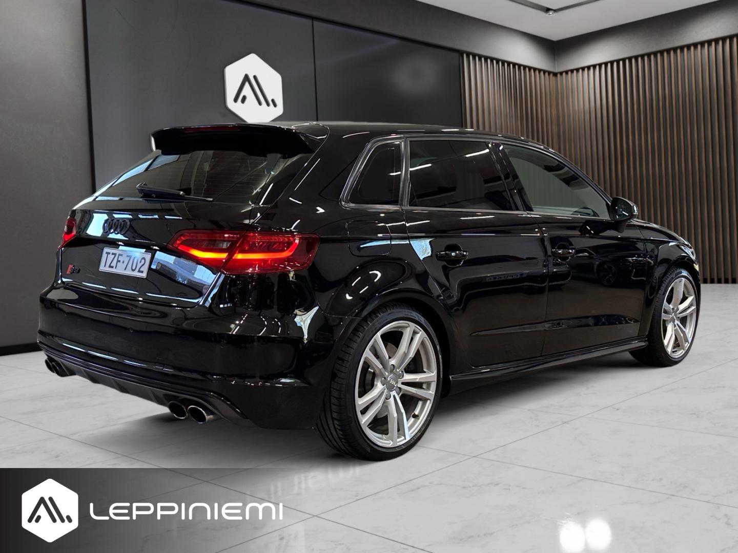 AUDI S3 2014