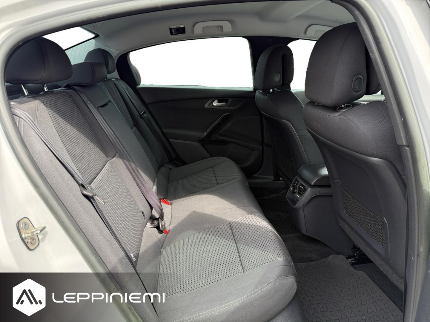 PEUGEOT 508 2012