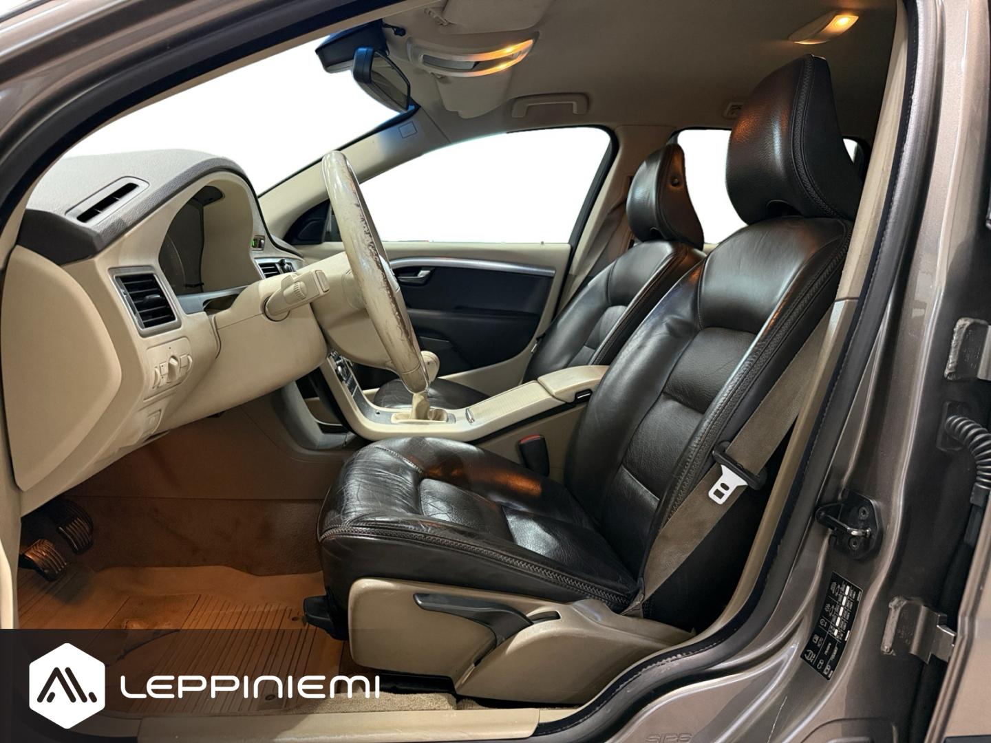 VOLVO XC70 2008