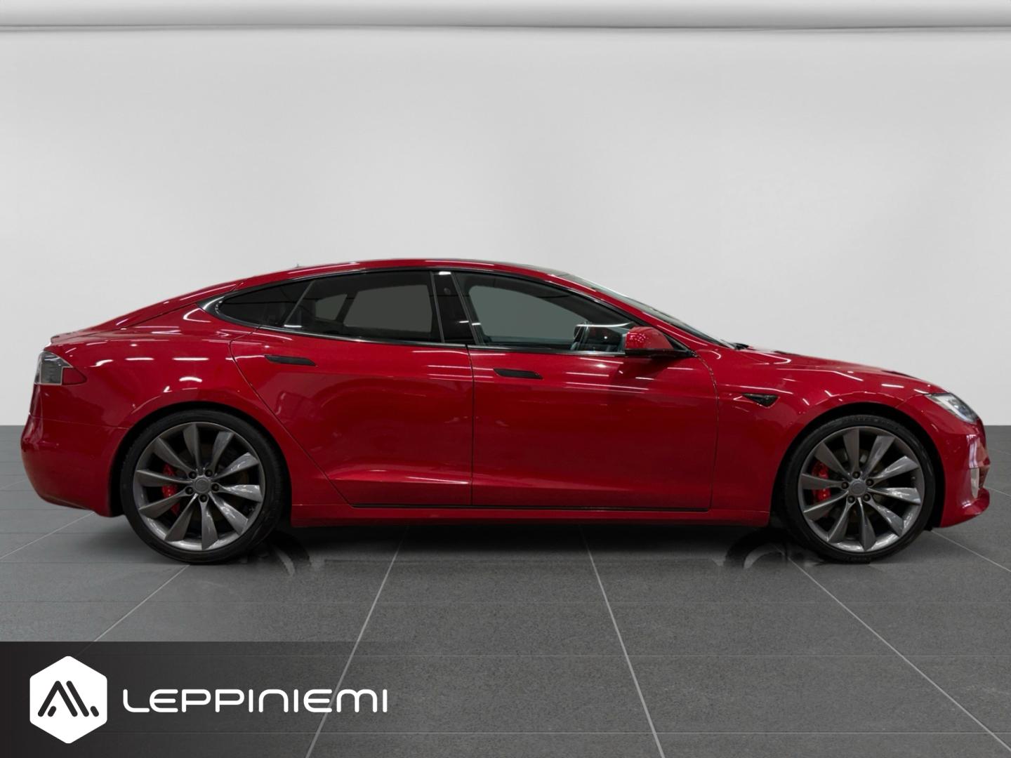 TESLA Model S 2019