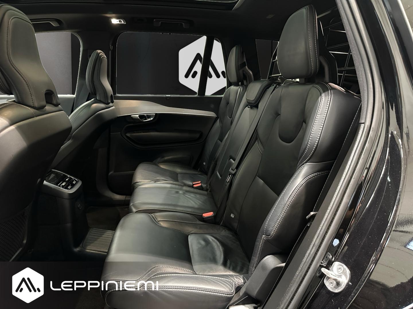 VOLVO XC90 2022