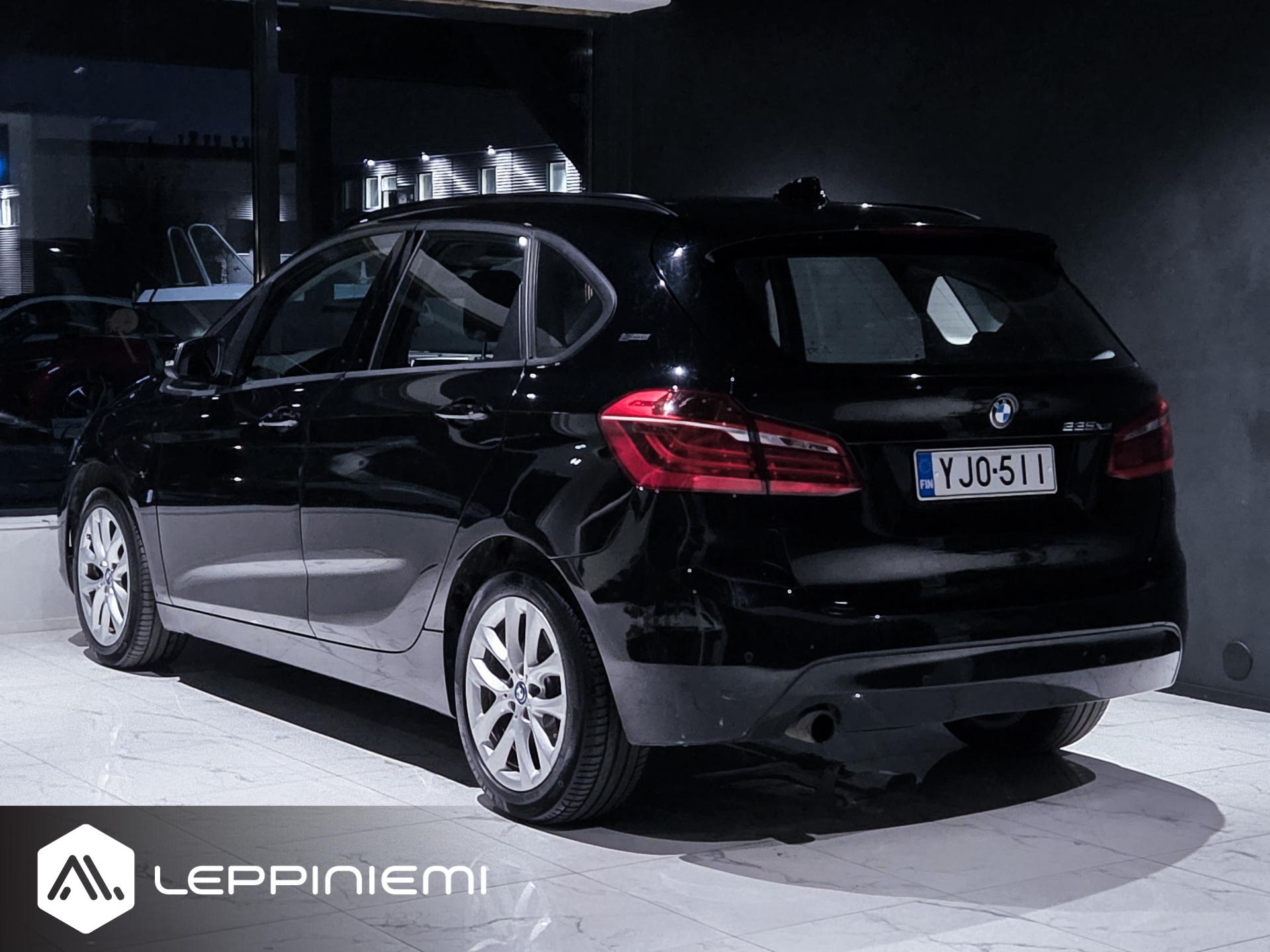 BMW 225 2017