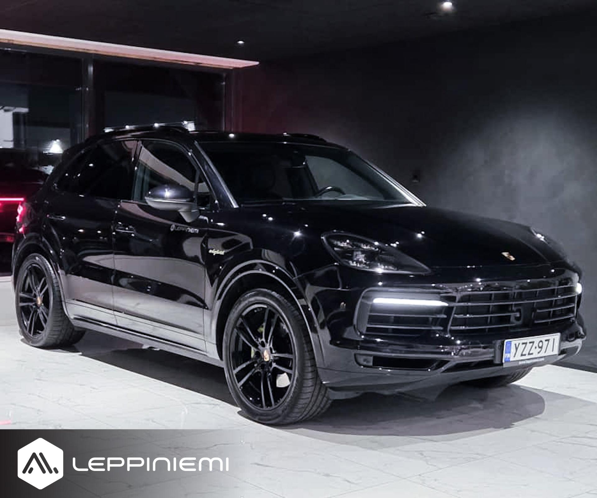 PORSCHE Cayenne 2018