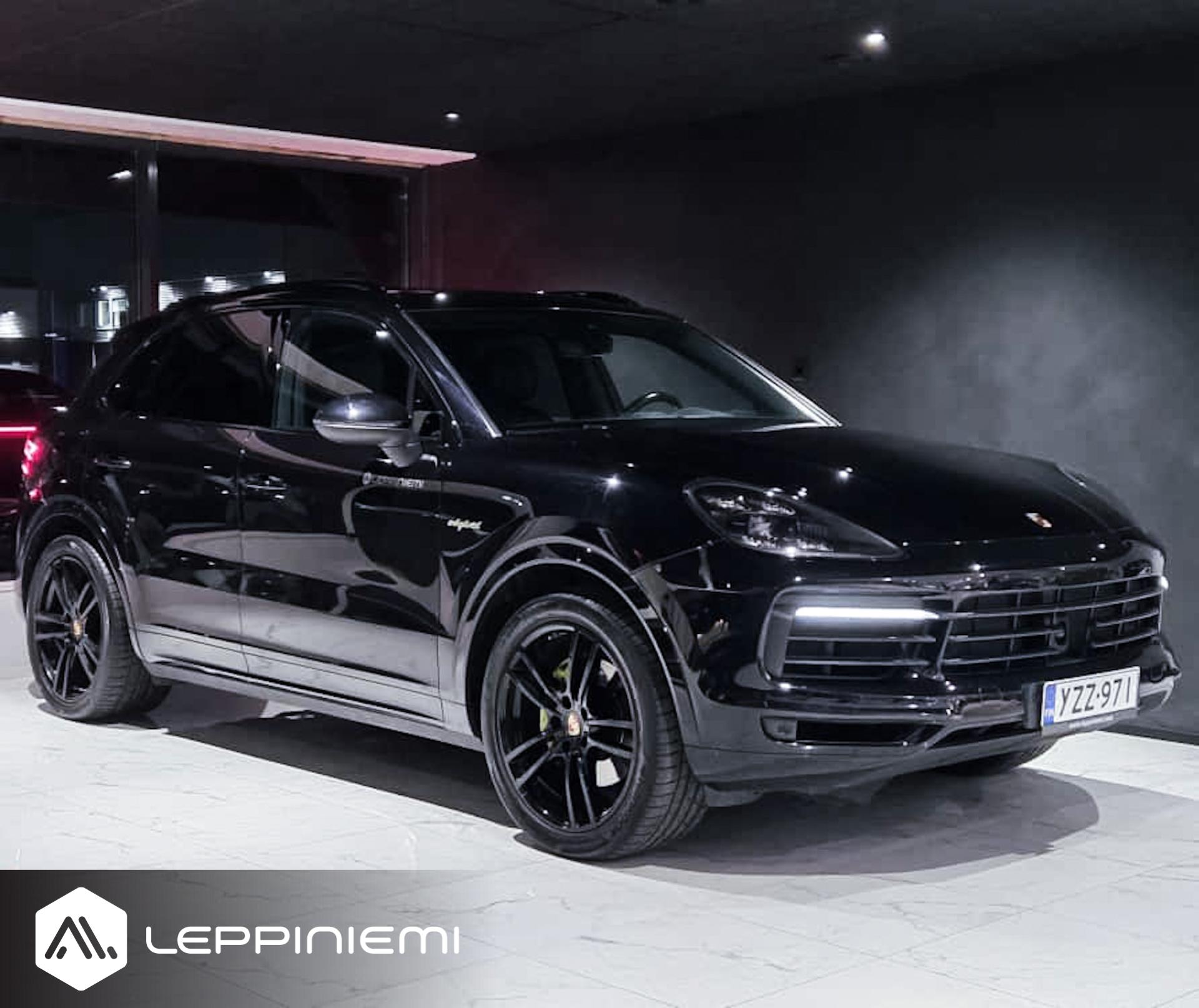 PORSCHE Cayenne 2018