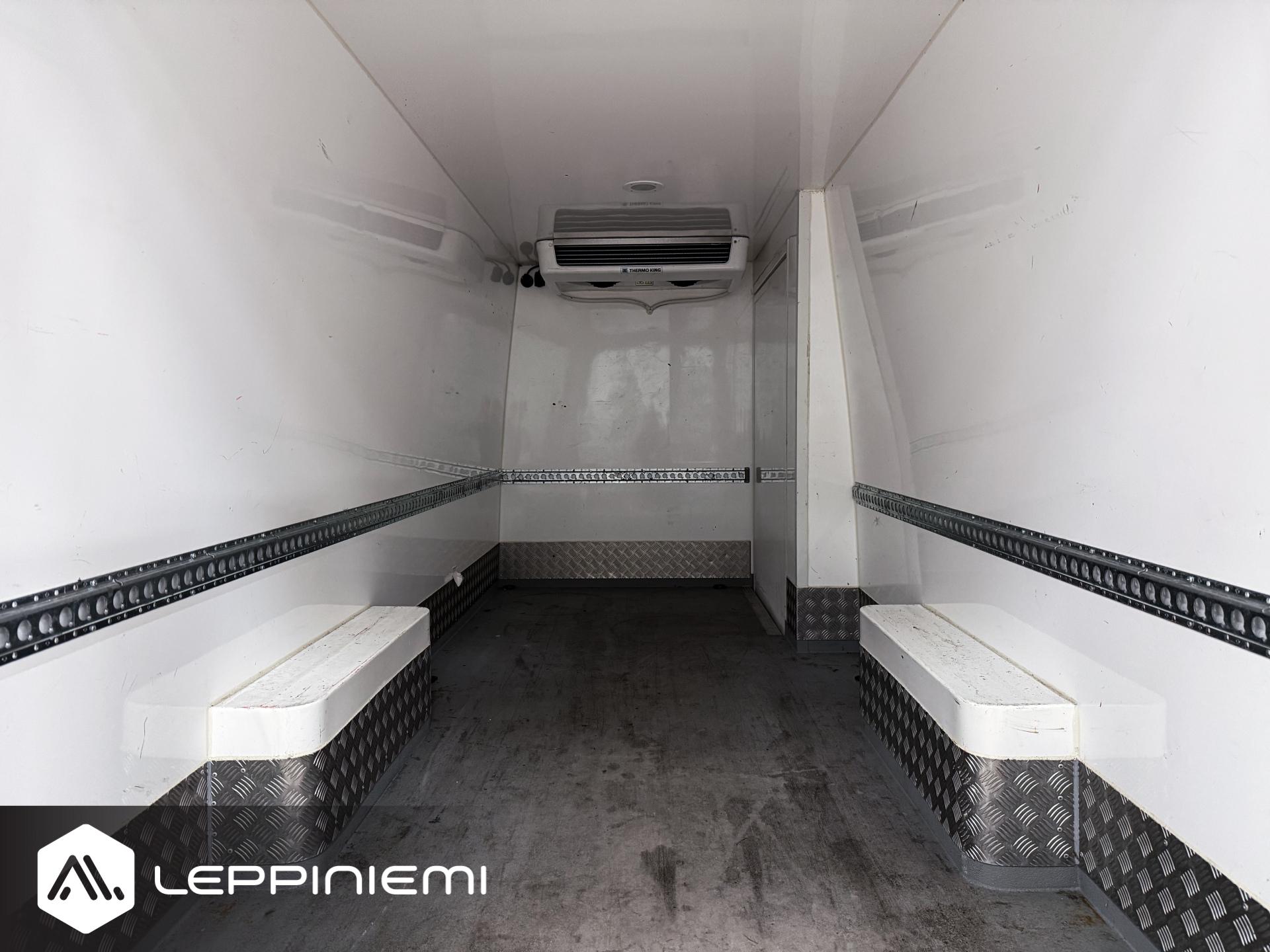 MERCEDES-BENZ Sprinter 2022