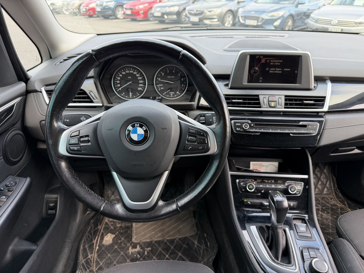 BMW 220 2017