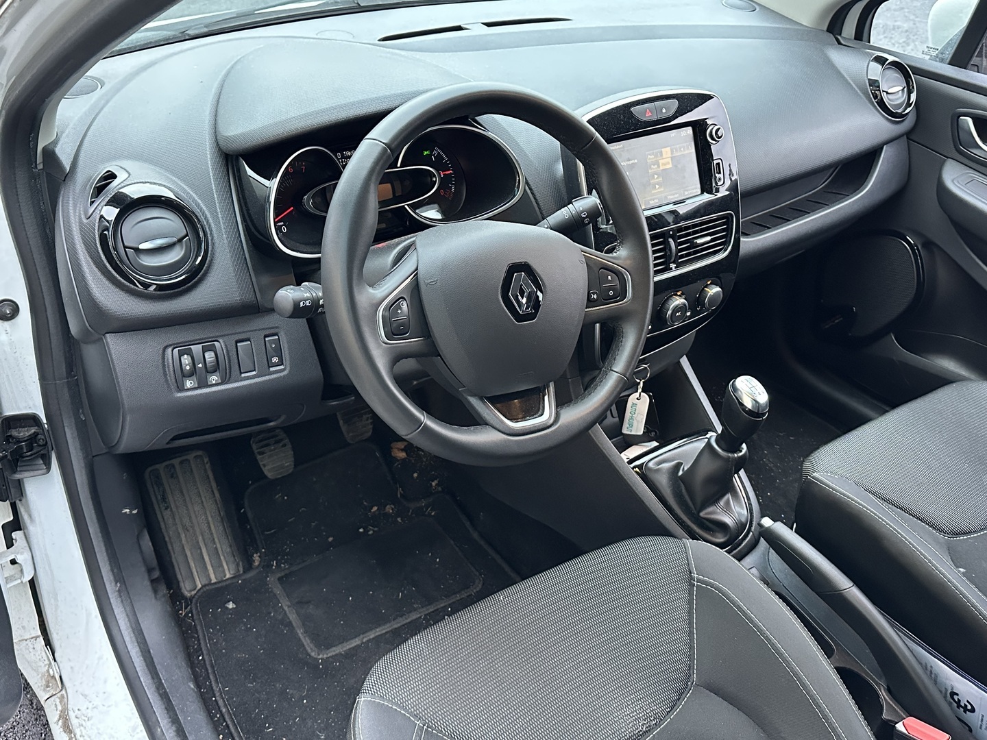 RENAULT Clio 2019