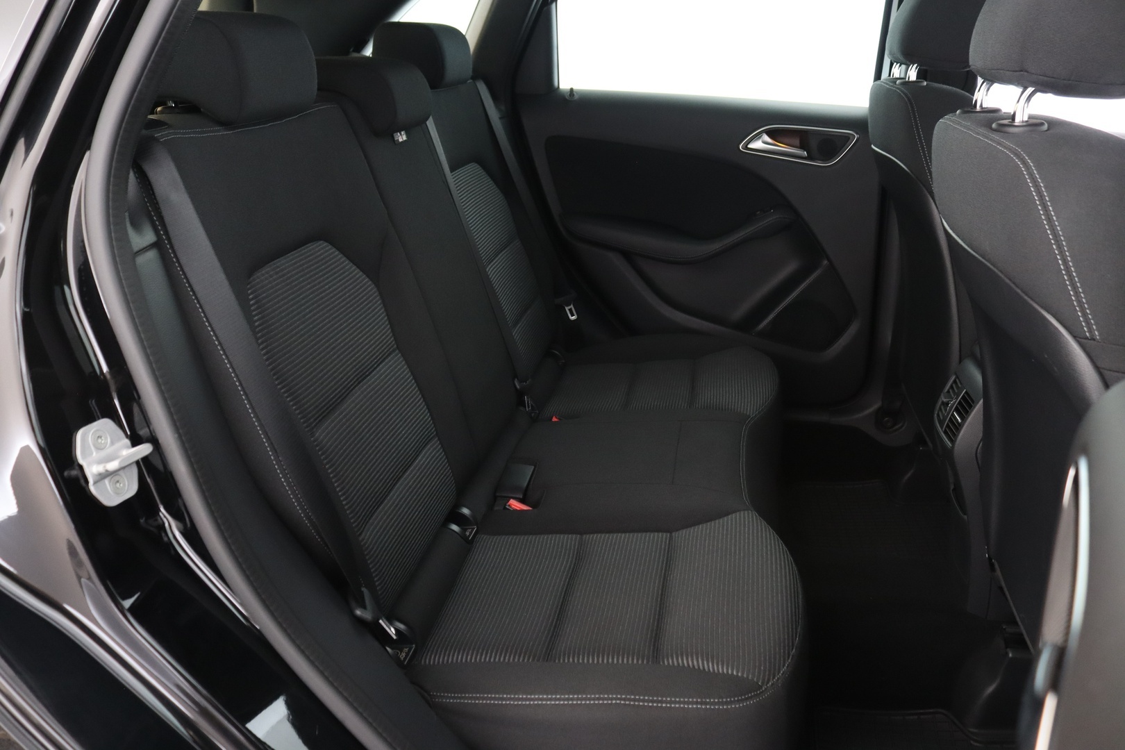 MERCEDES-BENZ B 2018