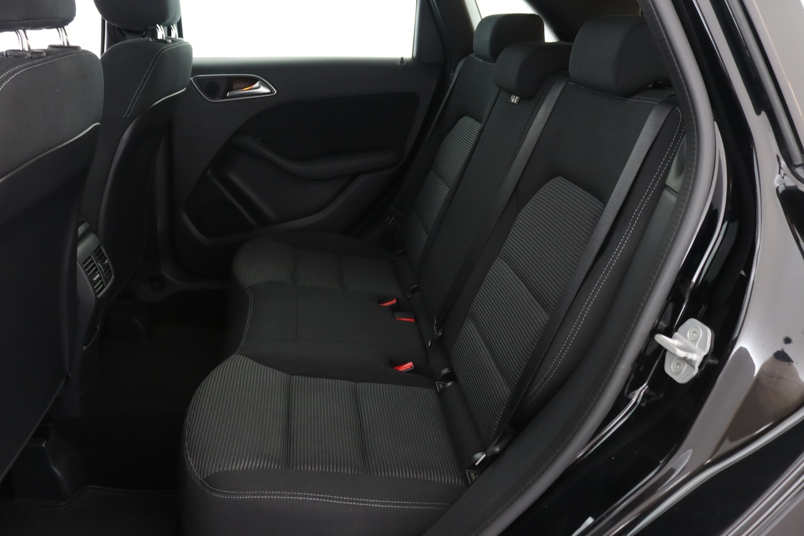 MERCEDES-BENZ B 2018