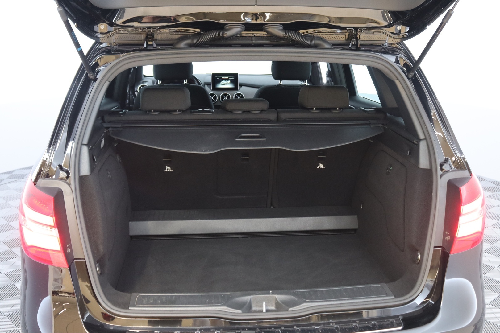 MERCEDES-BENZ B 2018