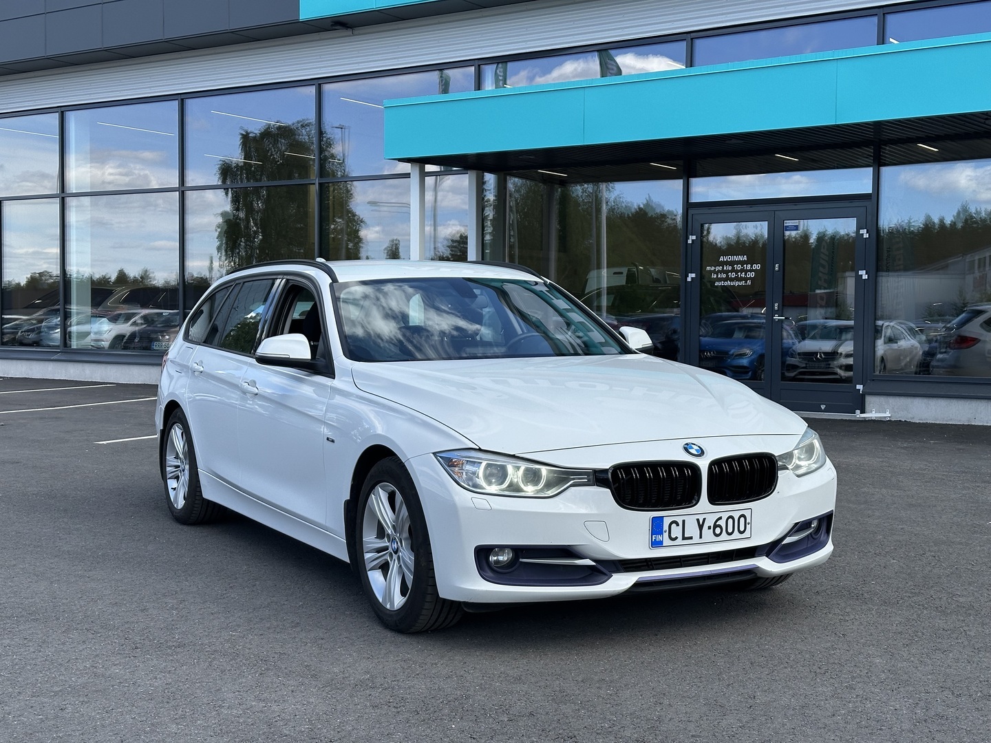 BMW 320 2013