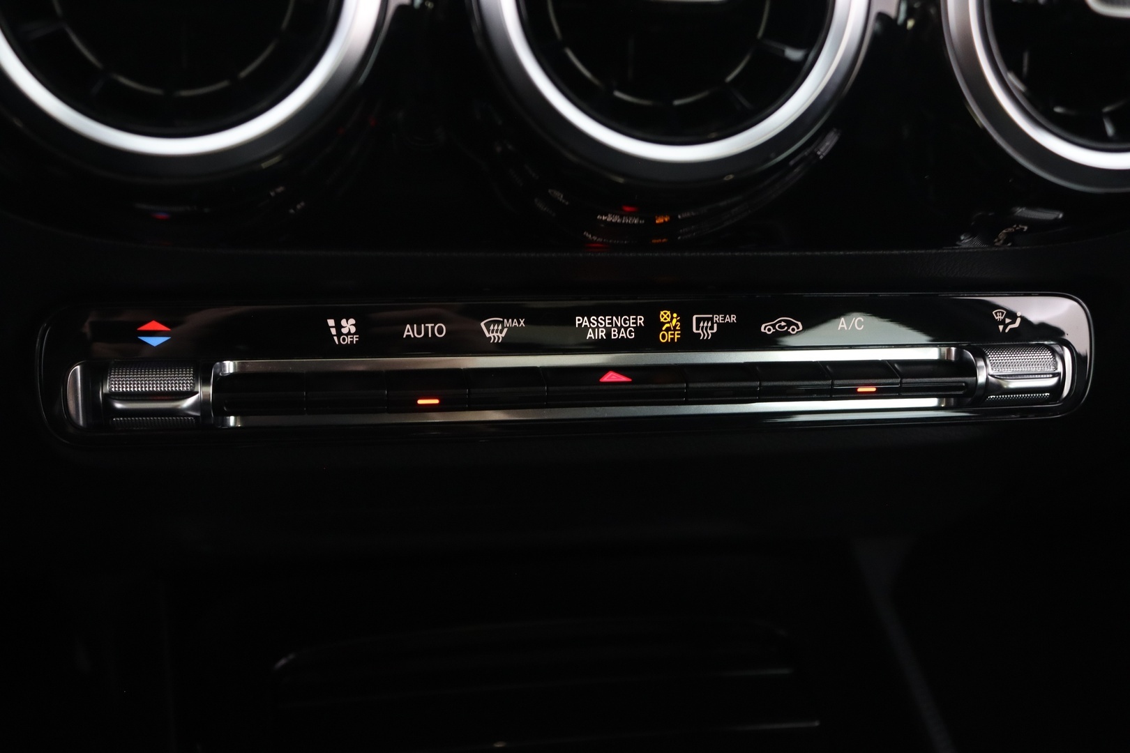 MERCEDES-BENZ B 2019